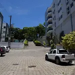 Apto A 1Km Da Praia De Camburi Com Wi-Fi E Ar Cond